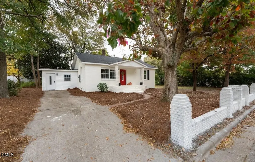 1001 S Layton Avenue Dunn NC 28334
