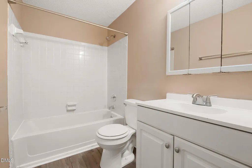 5503 Bringle Court Raleigh NC 27610
