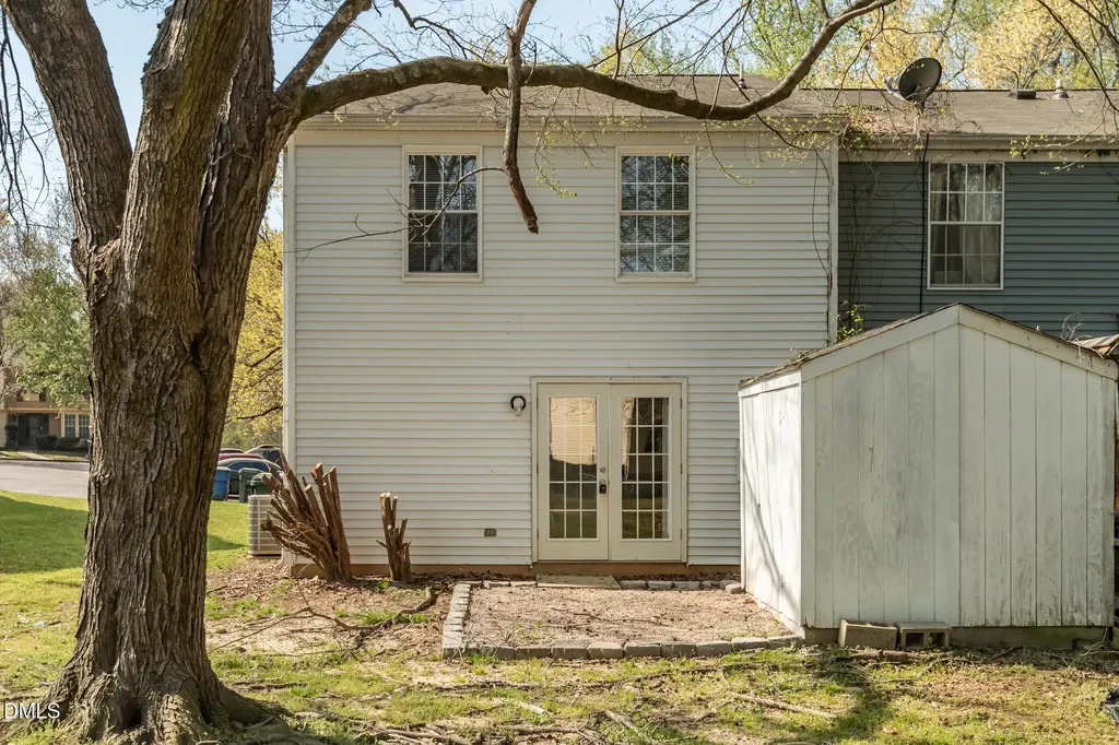 5503 Bringle Court Raleigh NC 27610