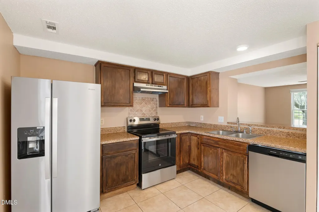5503 Bringle Court Raleigh NC 27610