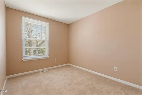 5503 Bringle Court Raleigh NC 27610