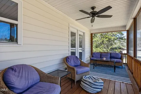 35 Hummingbird Lane Henderson NC 27537