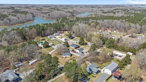 35 Hummingbird Lane Henderson NC 27537