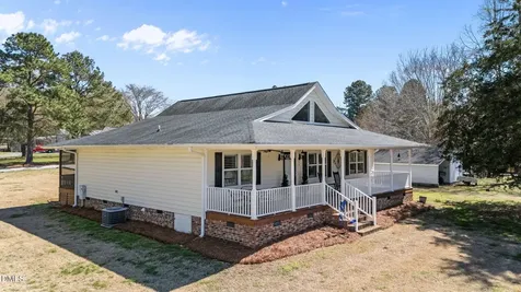 35 Hummingbird Lane Henderson NC 27537