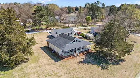 35 Hummingbird Lane Henderson NC 27537