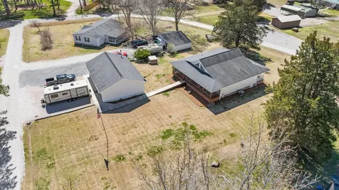 35 Hummingbird Lane Henderson NC 27537