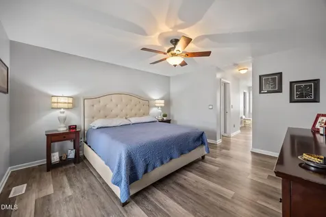 35 Hummingbird Lane Henderson NC 27537