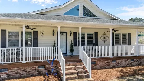 35 Hummingbird Lane Henderson NC 27537