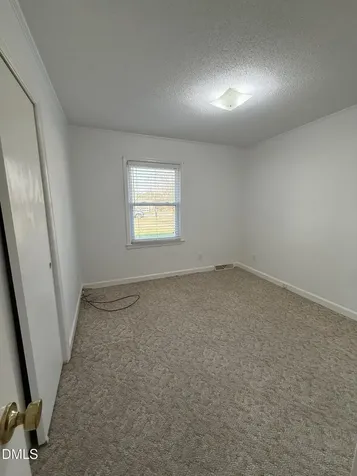 2992 Cherry Lane Kinston NC 28504