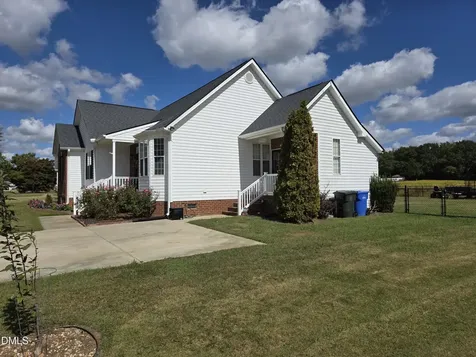 3502 Baybrooke Drive W Wilson NC 27893