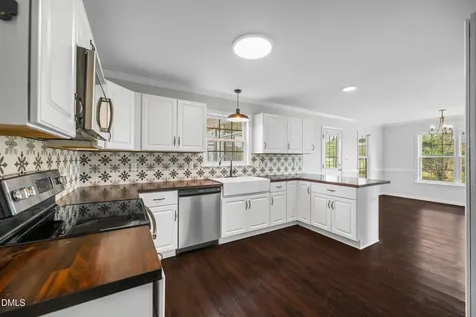 24 Country Side Drive Roxboro NC 27574