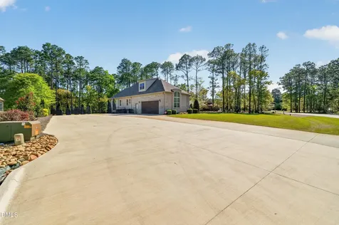 203 Leafwood Drive Goldsboro NC 27534