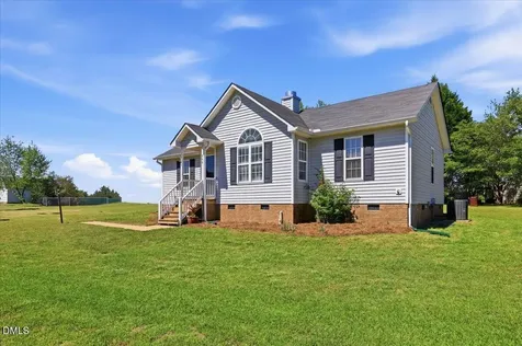200 Amber Lane Willow Springs NC 27592