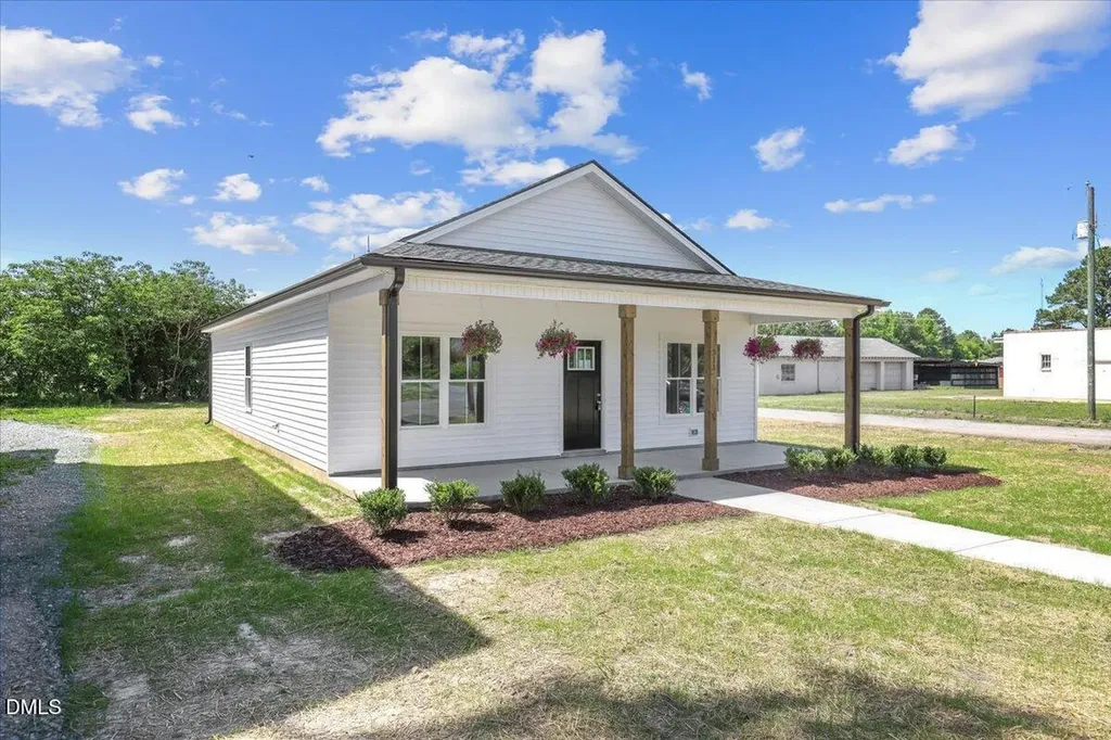 311 N Wilson Avenue Dunn NC 28334