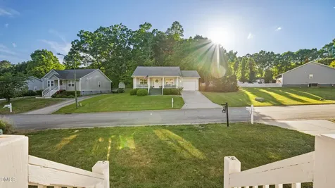1743 Willa Pl Drive Kernersville NC 27284