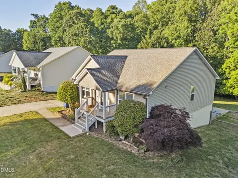 1743 Willa Pl Drive Kernersville NC 27284