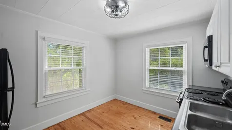 1847 Lower Hopedale Road Burlington NC 27217