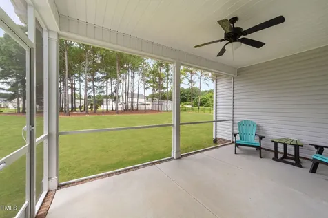 76 Shadybrook Drive Benson NC 27504