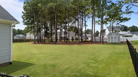76 Shadybrook Drive Benson NC 27504