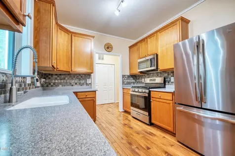 2106 Pear Tree Lane Durham NC 27703