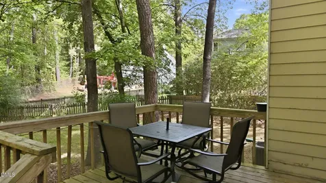4952 Liverpool Lane Raleigh NC 27604