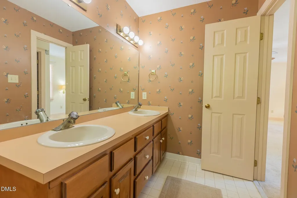 1956 Wilton Circle Raleigh NC 27615