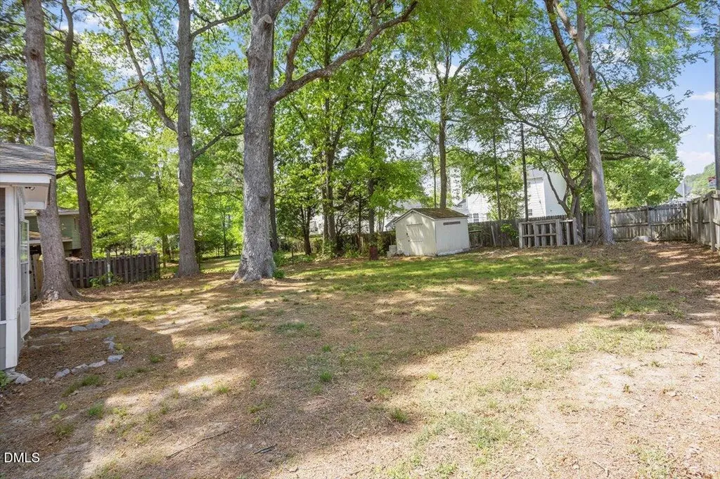 4217 Live Oak Road Raleigh NC 27604