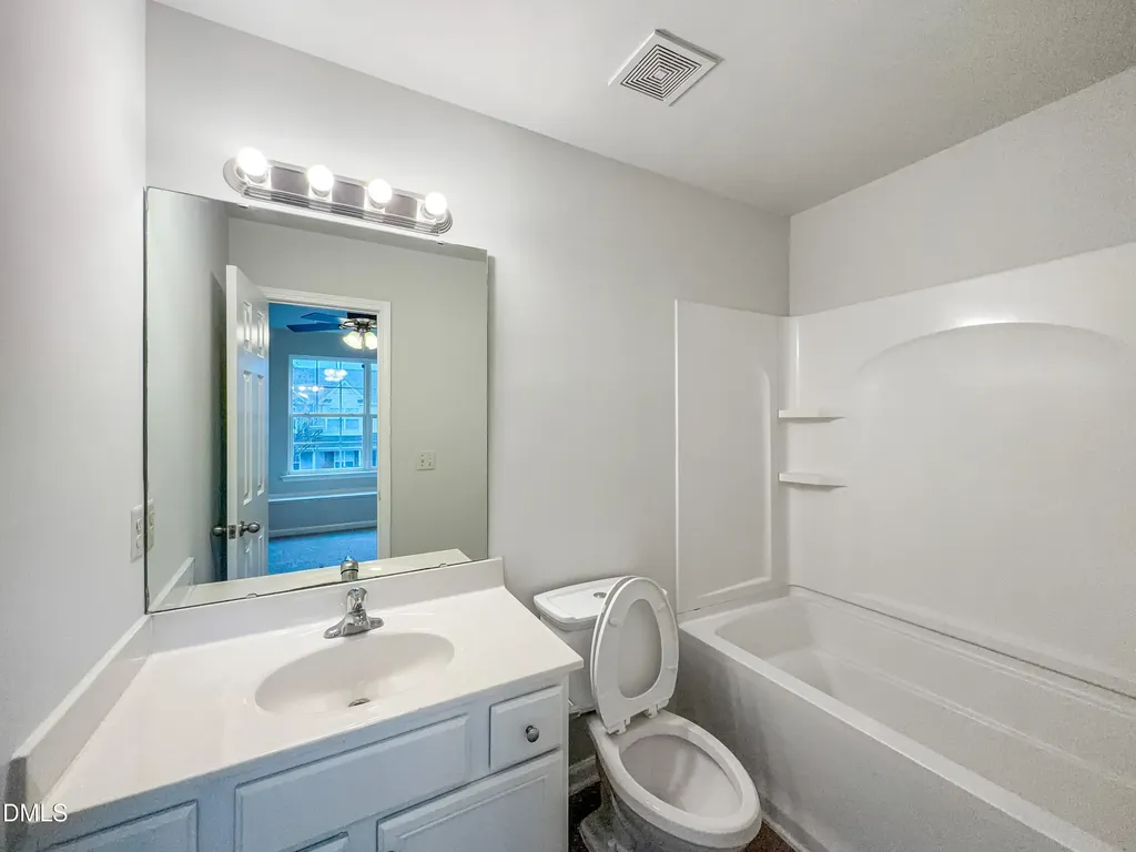 7931 Averette Hill Drive Raleigh NC 27616