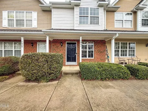 7931 Averette Hill Drive Raleigh NC 27616