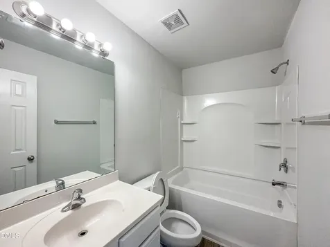 7931 Averette Hill Drive Raleigh NC 27616