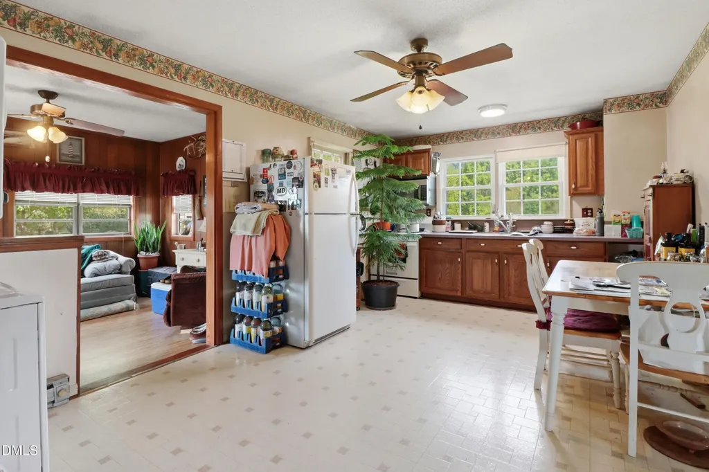 384 Lynch Road Selma NC 27576