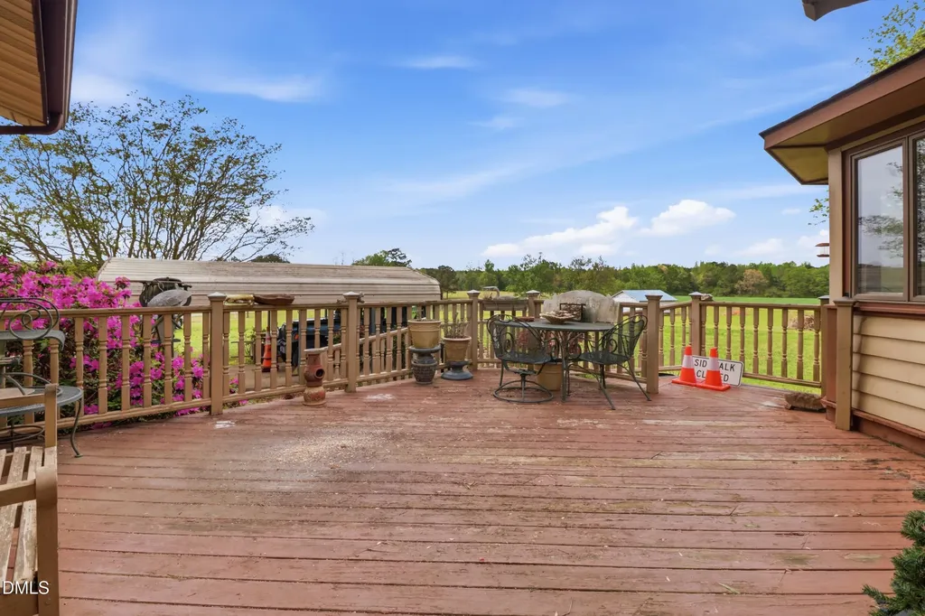 384 Lynch Road Selma NC 27576