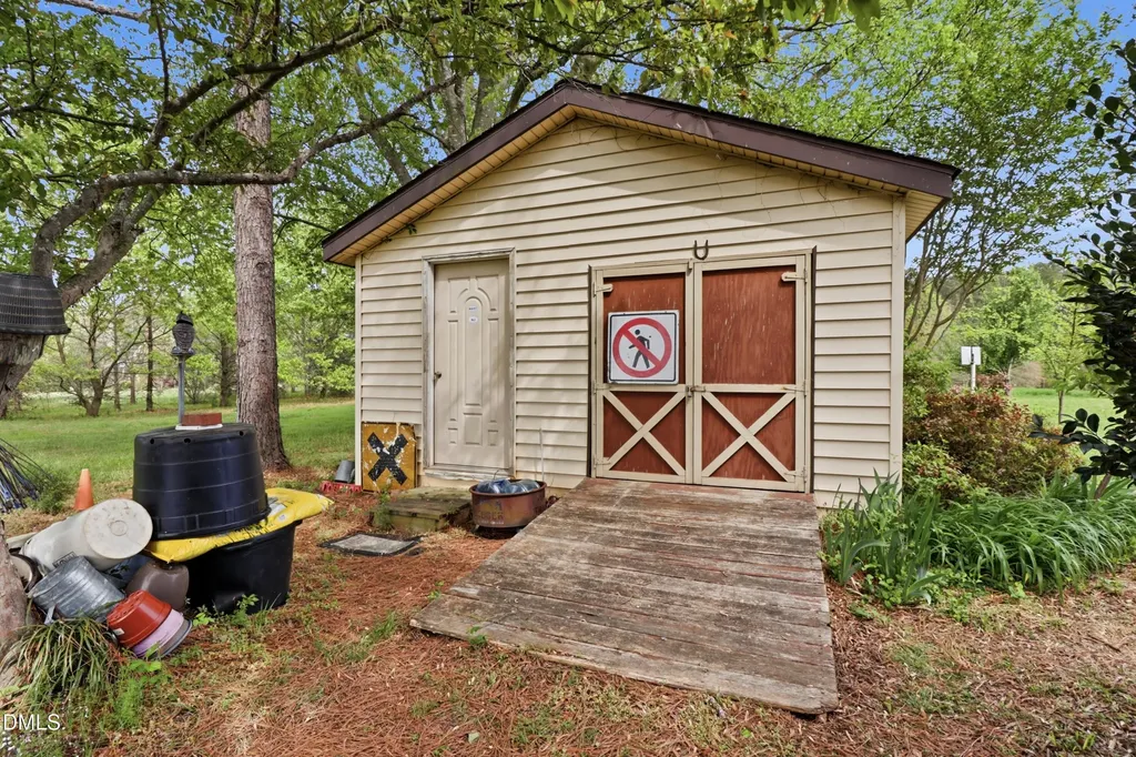 384 Lynch Road Selma NC 27576