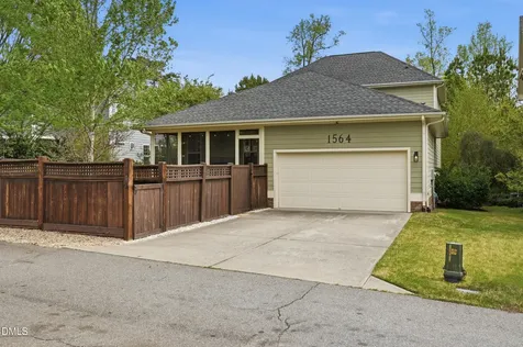 1564 Great Ridge Parkway Chapel Hill NC 27516