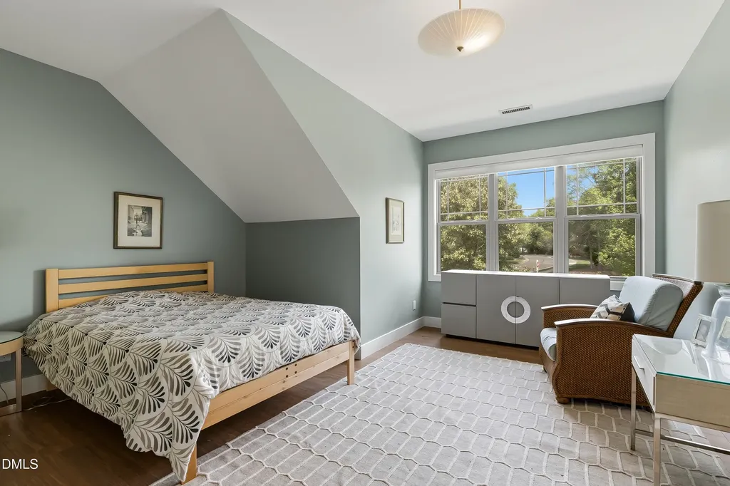 10004 Sandcreek Court Chapel Hill NC 27517