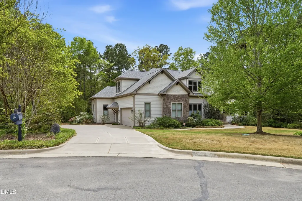 10004 Sandcreek Court Chapel Hill NC 27517