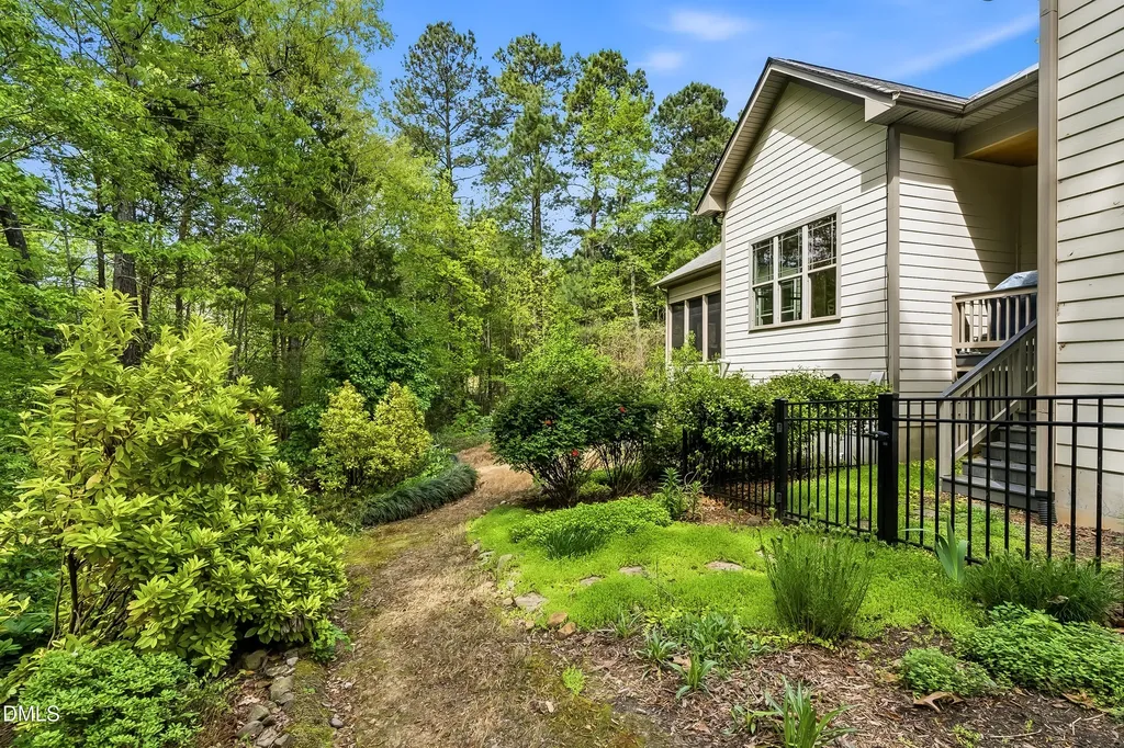 10004 Sandcreek Court Chapel Hill NC 27517