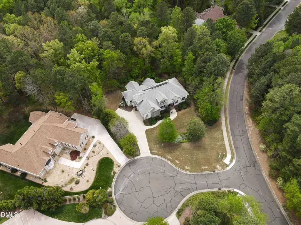 10004 Sandcreek Court Chapel Hill NC 27517