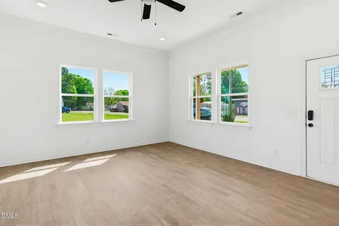 413 Bradley Street Burlington NC 27215