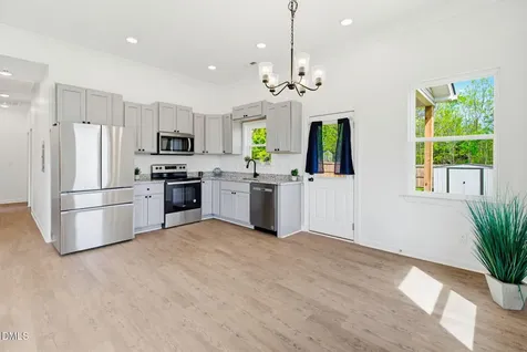 413 Bradley Street Burlington NC 27215