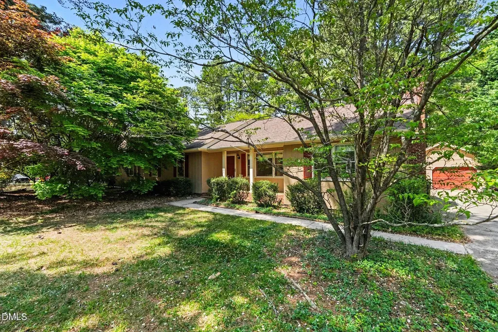 8612 Maidstone Court Raleigh NC 27613