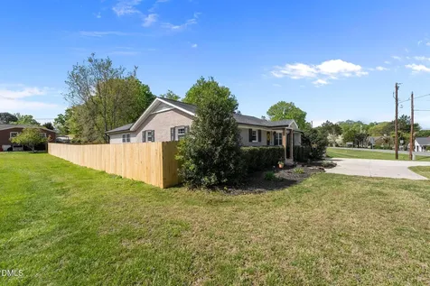 1066 S Third Street Mebane NC 27302