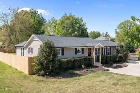 1066 S Third Street Mebane NC 27302