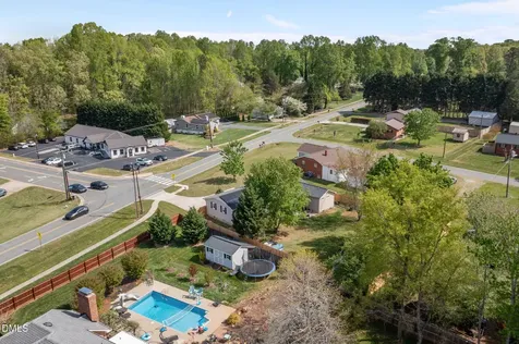 1066 S Third Street Mebane NC 27302