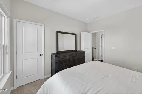 400 White Iris Loop Cary NC 27519