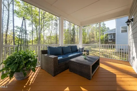 400 White Iris Loop Cary NC 27519