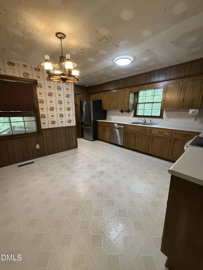 1009 Temple Street Raleigh NC 27609