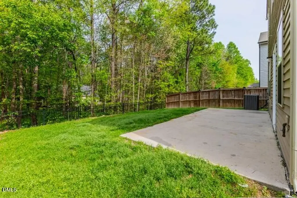 3424 Althorp Drive Raleigh NC 27616