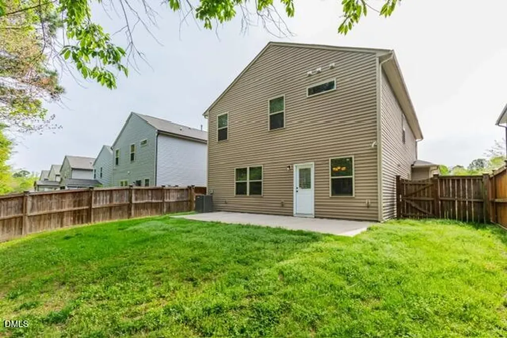 3424 Althorp Drive Raleigh NC 27616