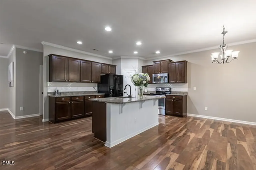 3424 Althorp Drive Raleigh NC 27616